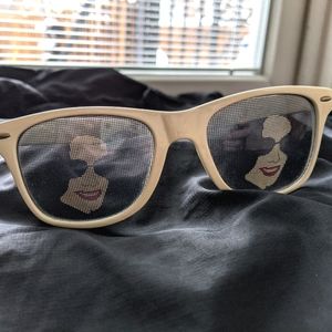 *RARE* Michael Jackson memorial sunglasses!